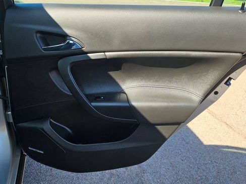 Used 2011 Buick Regal CXL w/ RL6 Preferred Equipment Group FWD image 20