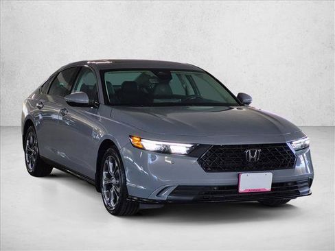 Used 2024 Honda Accord EX-L image 3