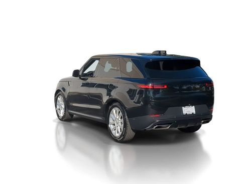 Used 2025 Land Rover Range Rover Sport SE image 6