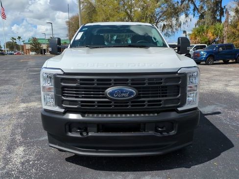 New 2026 Ford F250 XL w/ XL Chrome Package AWD/4WD image 3