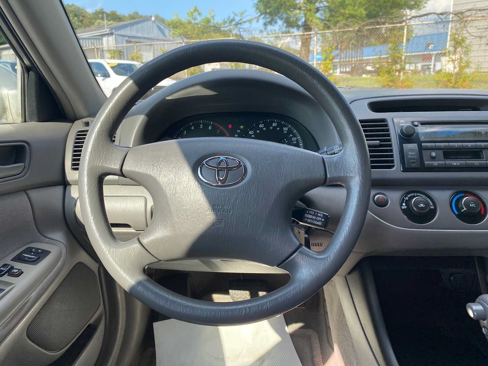 Used 2004 Toyota Camry LE w/ Fleet Convenience Pkg FWD image 14