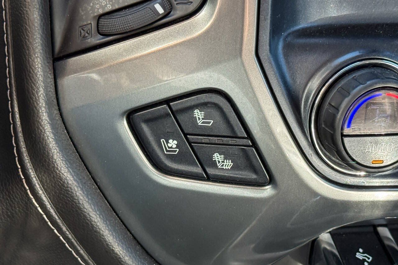 Used 2019 Chevrolet Silverado 2500 LTZ w/ Duramax Plus Package AWD/4WD image 41