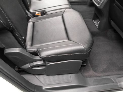 Used 2019 Volkswagen Atlas SE w/ Panoramic Sunroof Package image 31