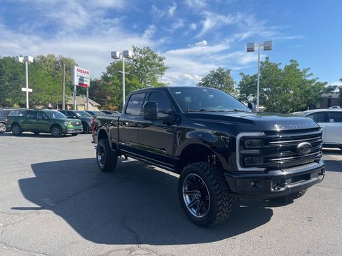New 2025 Ford F350 Platinum w/ Tremor Off-Road Package image 3