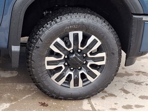 New 2026 GMC Sierra 3500 Denali Ultimate AWD/4WD image 8