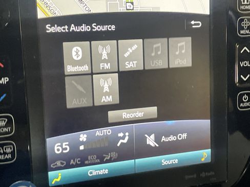 Used 2018 Toyota Prius Four Touring image 23