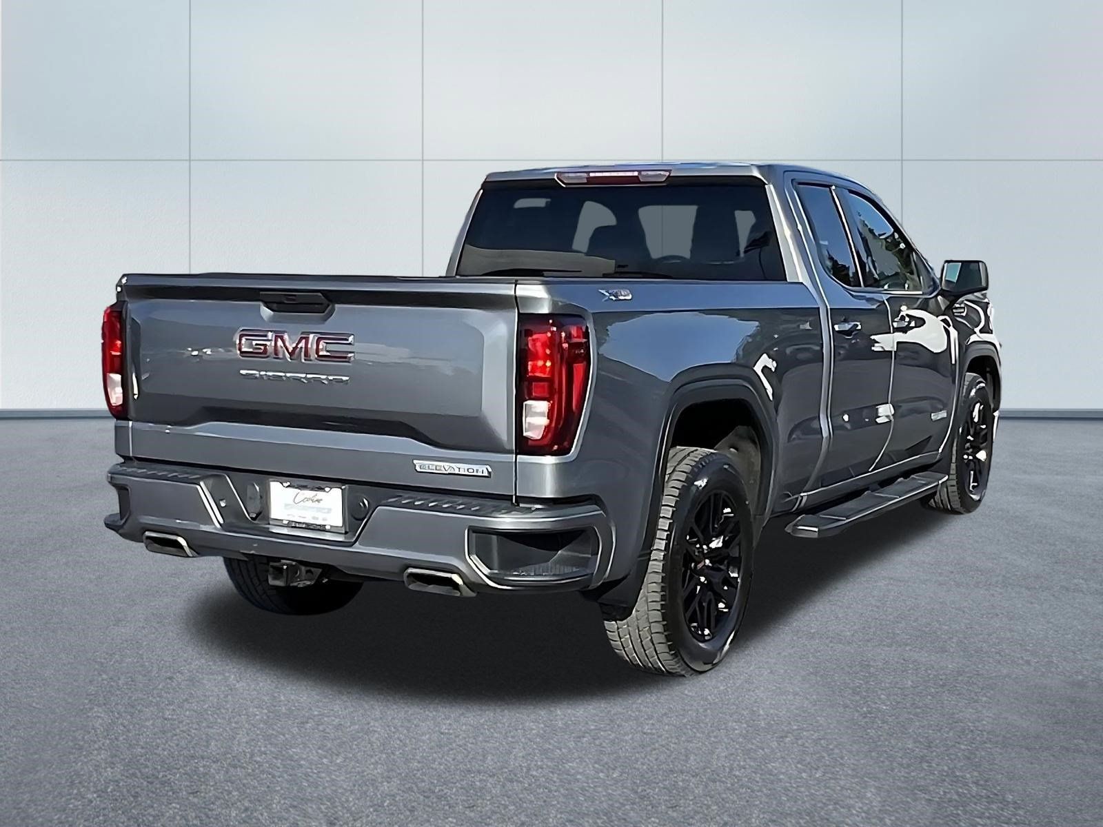 Used 2021 GMC Sierra 1500 Elevation w/ X31 Off-Road Package AWD/4WD image 6