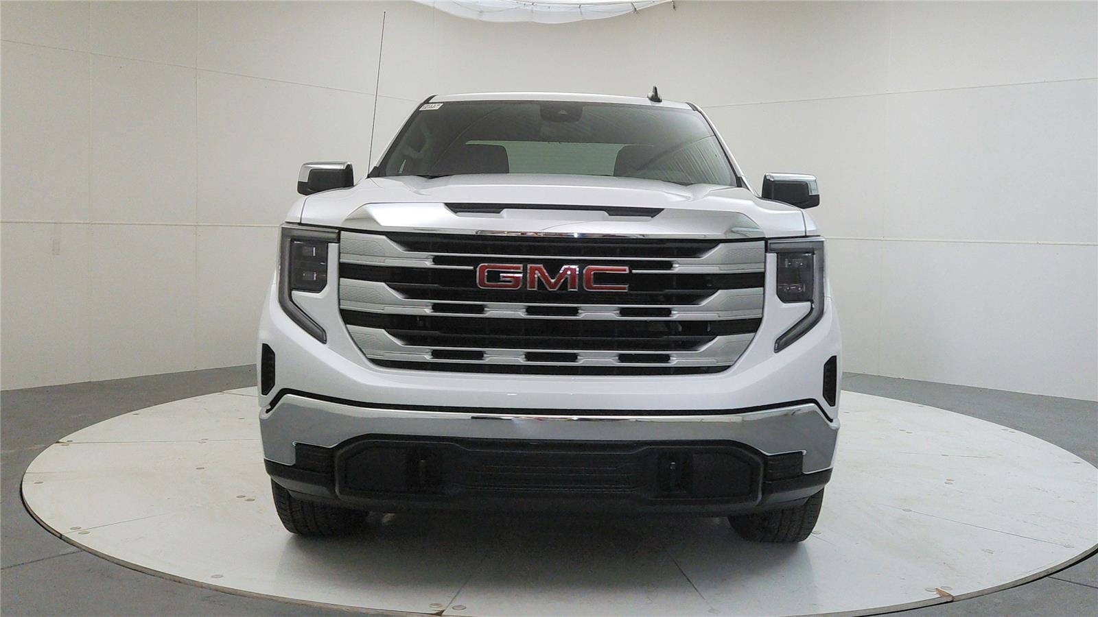 New 2026 GMC Sierra 1500 SLE AWD/4WD image 2