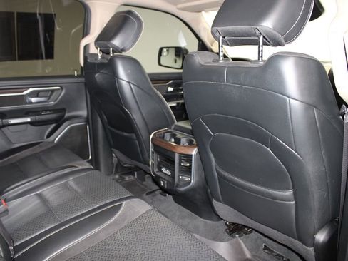 Used 2021 RAM 1500 Laramie RWD image 32