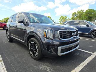 Certified 2025 Kia Telluride S FWD video 1