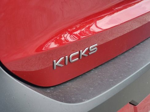 New 2026 Nissan Kicks SV image 8