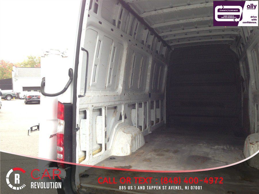 Used 2018 Mercedes-Benz Sprinter 2500 image 16