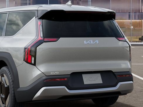 New 2026 Kia EV9 Light RWD image 15