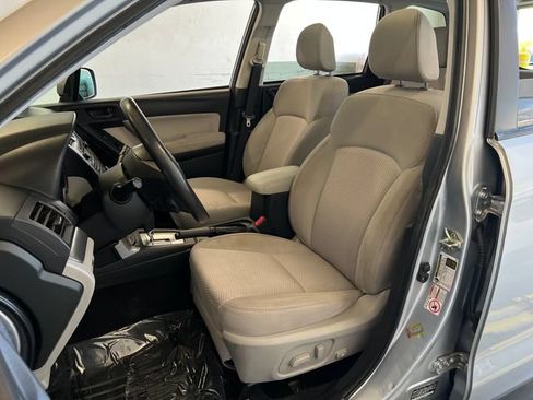 Used 2015 Subaru Forester 2.5i Premium w/ All-Weather Package AWD/4WD image 31