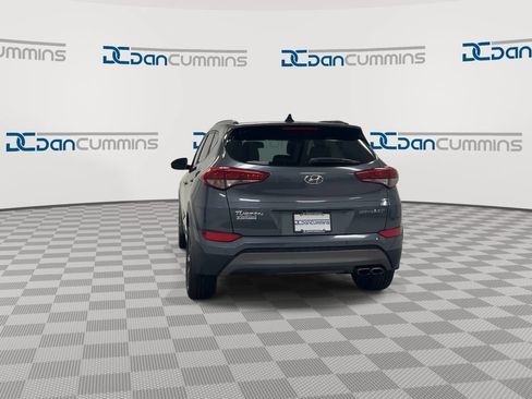 Used 2016 Hyundai Tucson Limited w/ Option Group 03 FWD image 7