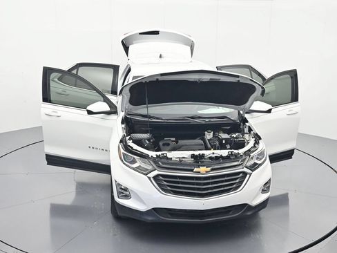 Used 2020 Chevrolet Equinox LT FWD image 44
