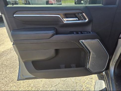 Used 2024 Chevrolet Silverado 3500 High Country w/ High Country Premium Package image 22