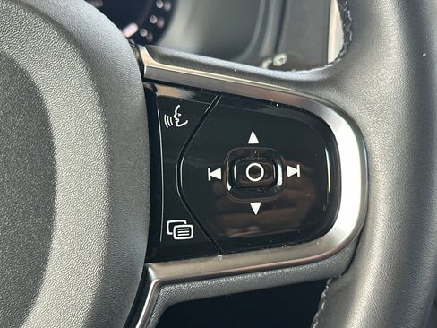 Certified 2024 Volvo XC90 B5 Plus AWD/4WD image 30
