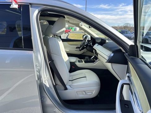 Used 2024 MAZDA CX-90 3.3 Turbo S w/ Premium Plus image 11