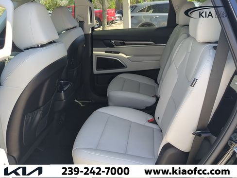 New 2025 Kia Telluride S image 13