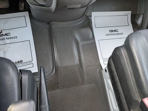 Used 2016 Freightliner Sprinter 3500 image 24