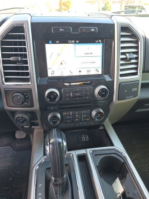 Used 2016 Ford F150 Lariat w/ Equipment Group 502A Luxury AWD/4WD image 17