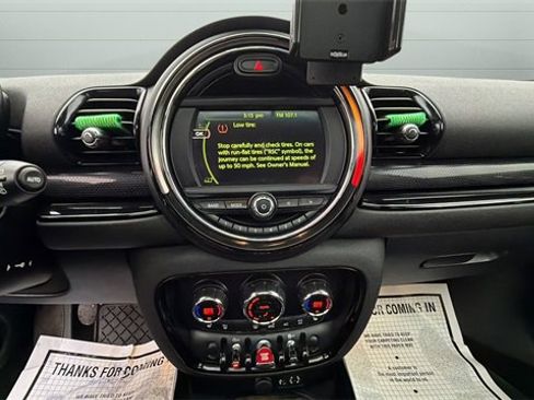 Used 2017 MINI Cooper Clubman S image 12