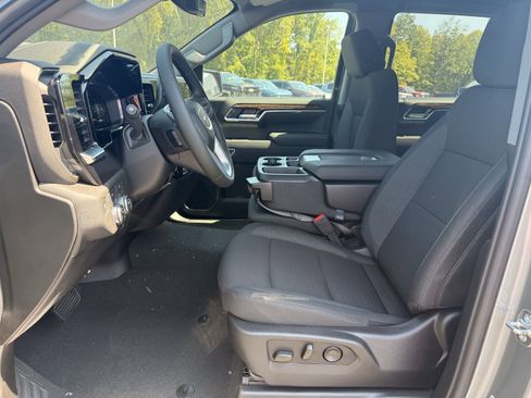 New 2026 GMC Sierra 1500 Elevation image 11