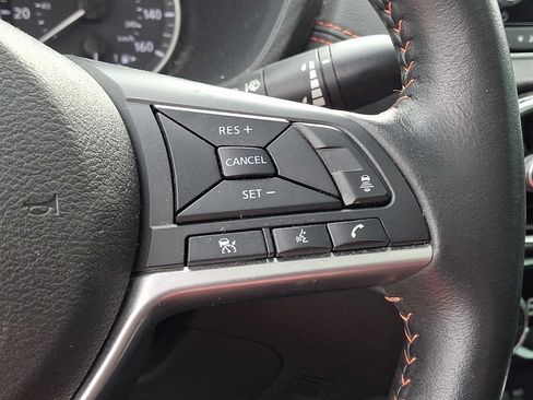 Used 2024 Nissan Sentra SR w/ SR Premium Package FWD image 19