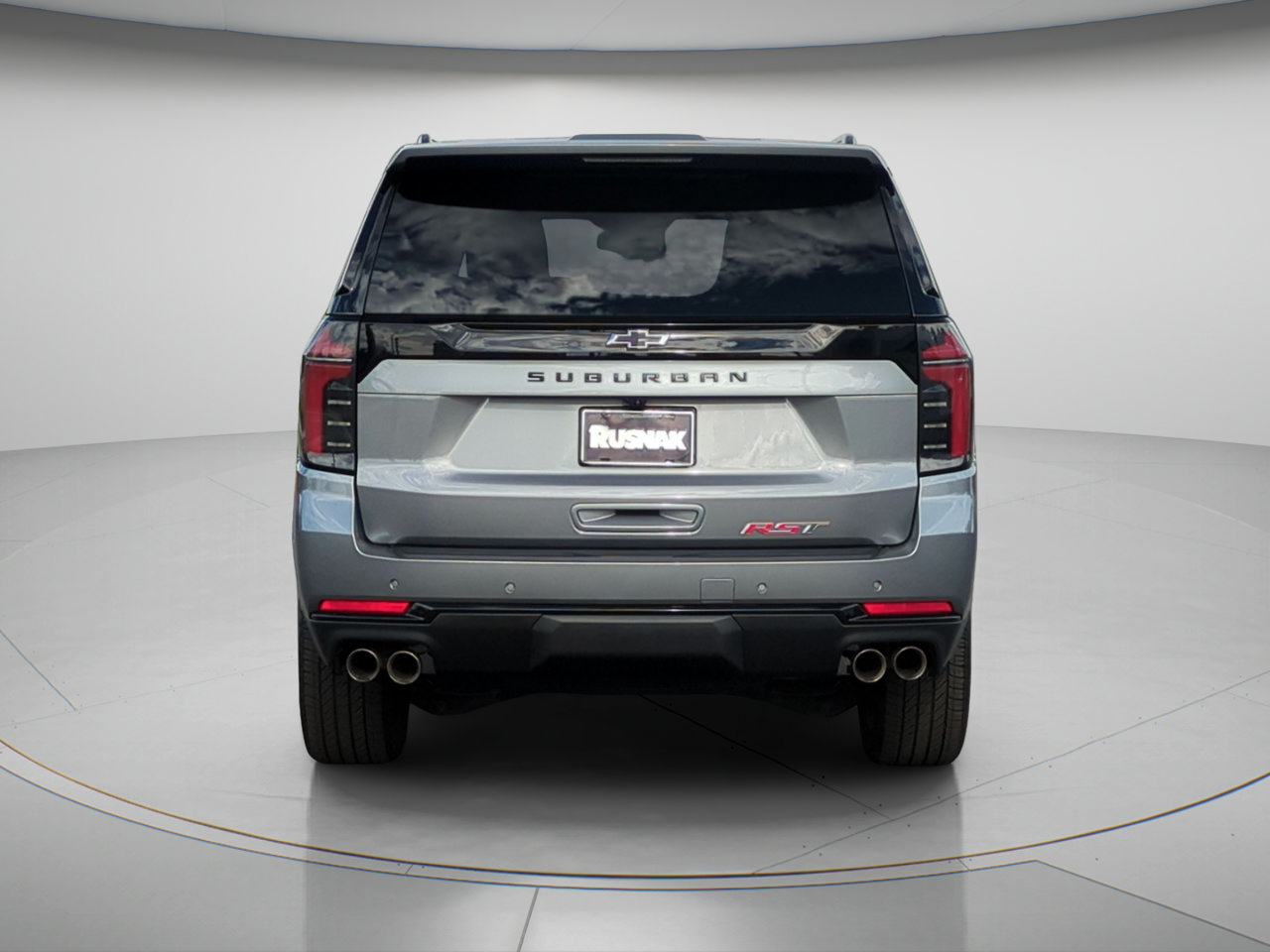 Used 2026 Chevrolet Suburban RST RWD image 4