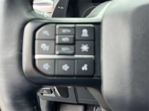 Used 2023 Ford F150 Raptor w/ Raptor Carbon Fiber Package image 32