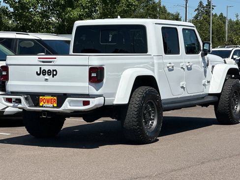 Used 2022 Jeep Gladiator Overland AWD/4WD image 4