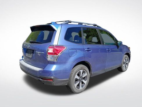 Used 2018 Subaru Forester 2.5i Premium AWD/4WD image 8