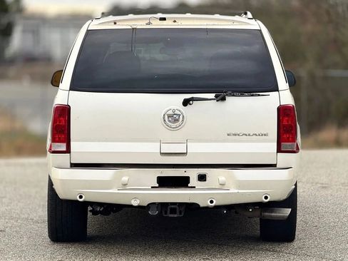 Used 2004 Cadillac Escalade 2WD image 10