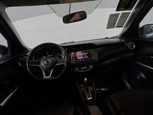 Used 2019 Nissan Kicks SR w/ SR Premium Package image 30