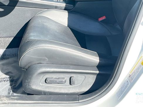 Used 2025 Honda Civic Sport Touring image 19