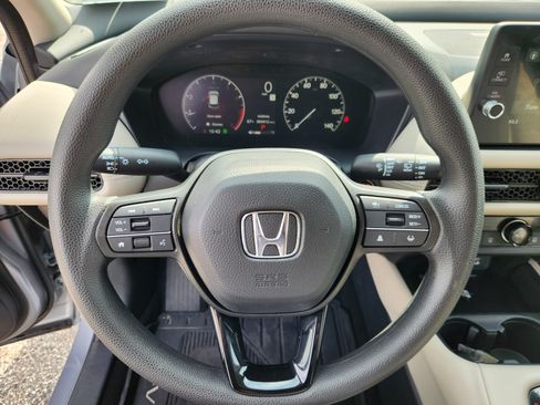 Certified 2026 Honda HR-V LX image 9