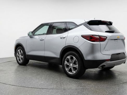 Used 2025 Chevrolet Blazer LT image 6