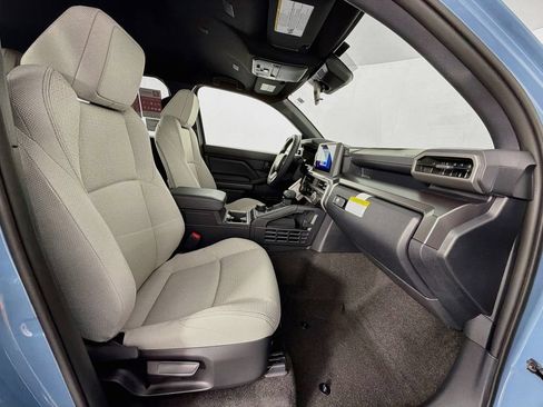 New 2026 Toyota 4Runner SR5 AWD/4WD image 29