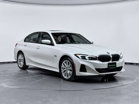 Used 2023 BMW 330e xDrive w/ Premium Package image 4