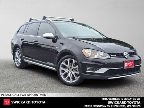 Used 2017 Volkswagen Golf Alltrack SEL AWD/4WD image 1