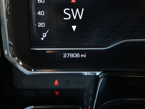 Used 2024 GMC Sierra 2500 SLT w/ SLT Premium Package image 30