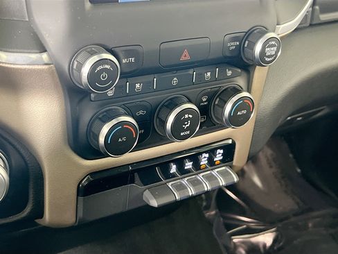 Used 2022 RAM 1500 Laramie image 15