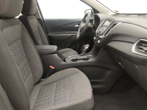 Used 2023 Chevrolet Equinox LT w/ LPO, Floor Liner Package image 21