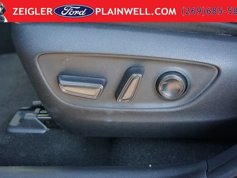 Used 2024 Toyota RAV4 XLE w/ Convenience Package AWD/4WD image 19