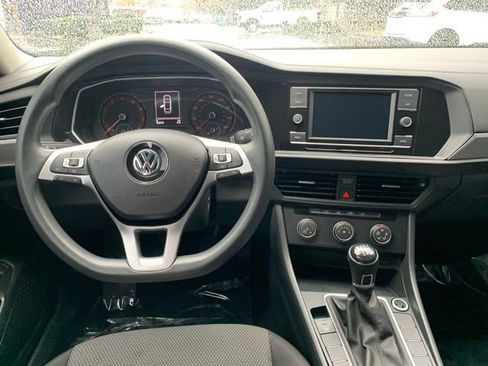 Used 2020 Volkswagen Jetta S image 12