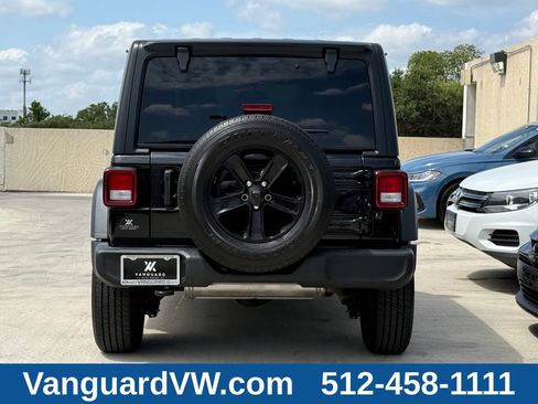 Used 2022 Jeep Wrangler Unlimited Sport AWD/4WD image 6