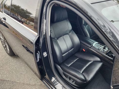 Used 2012 BMW 750Li image 19