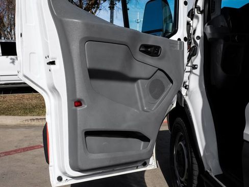 Used 2015 Ford Transit 250 148 Medium Roof image 36