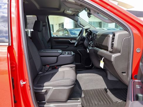 New 2026 GMC Sierra 1500 Elevation image 25